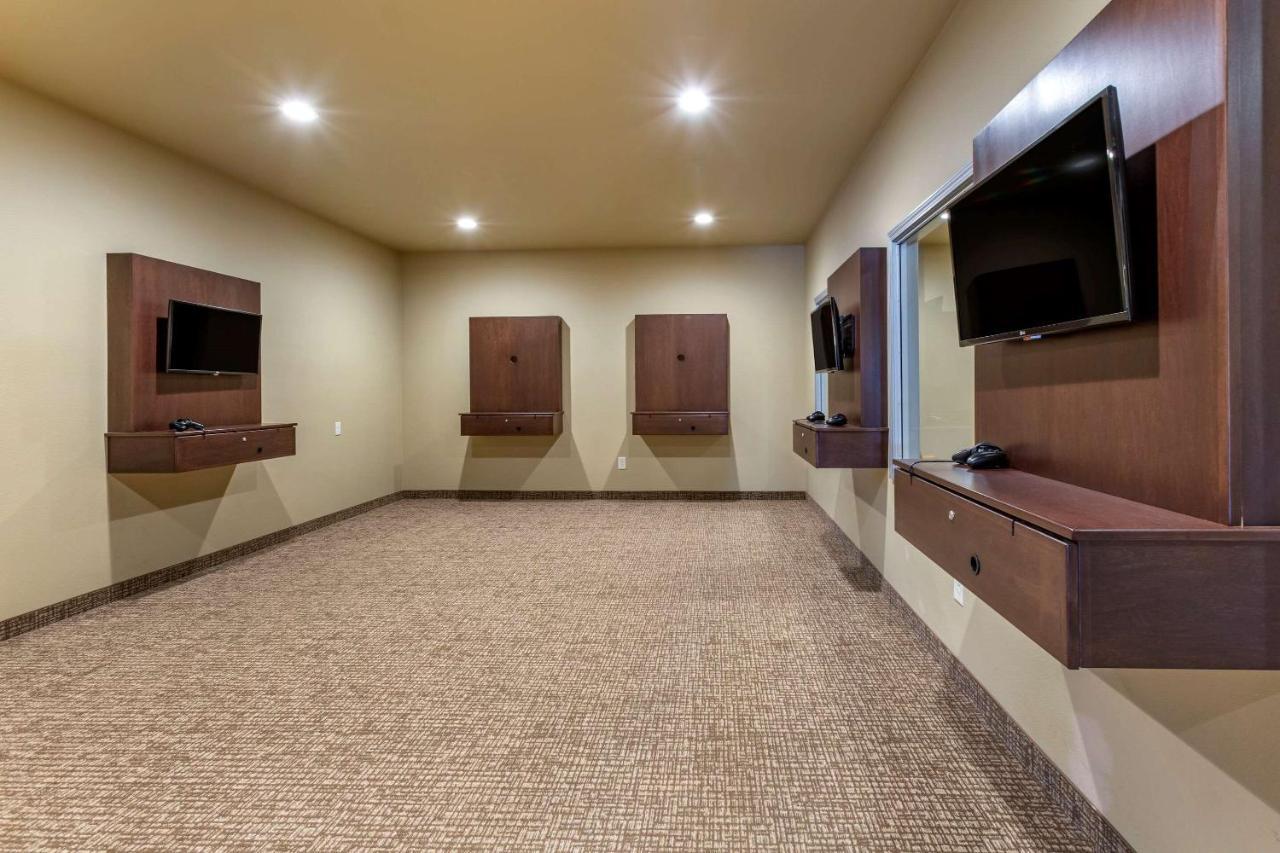 Comfort Inn & Suites Near Mt Rushmore Hill City Bagian luar foto