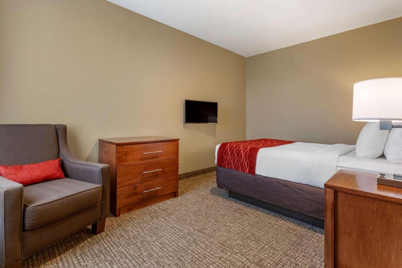 Comfort Inn & Suites Near Mt Rushmore Hill City Bagian luar foto