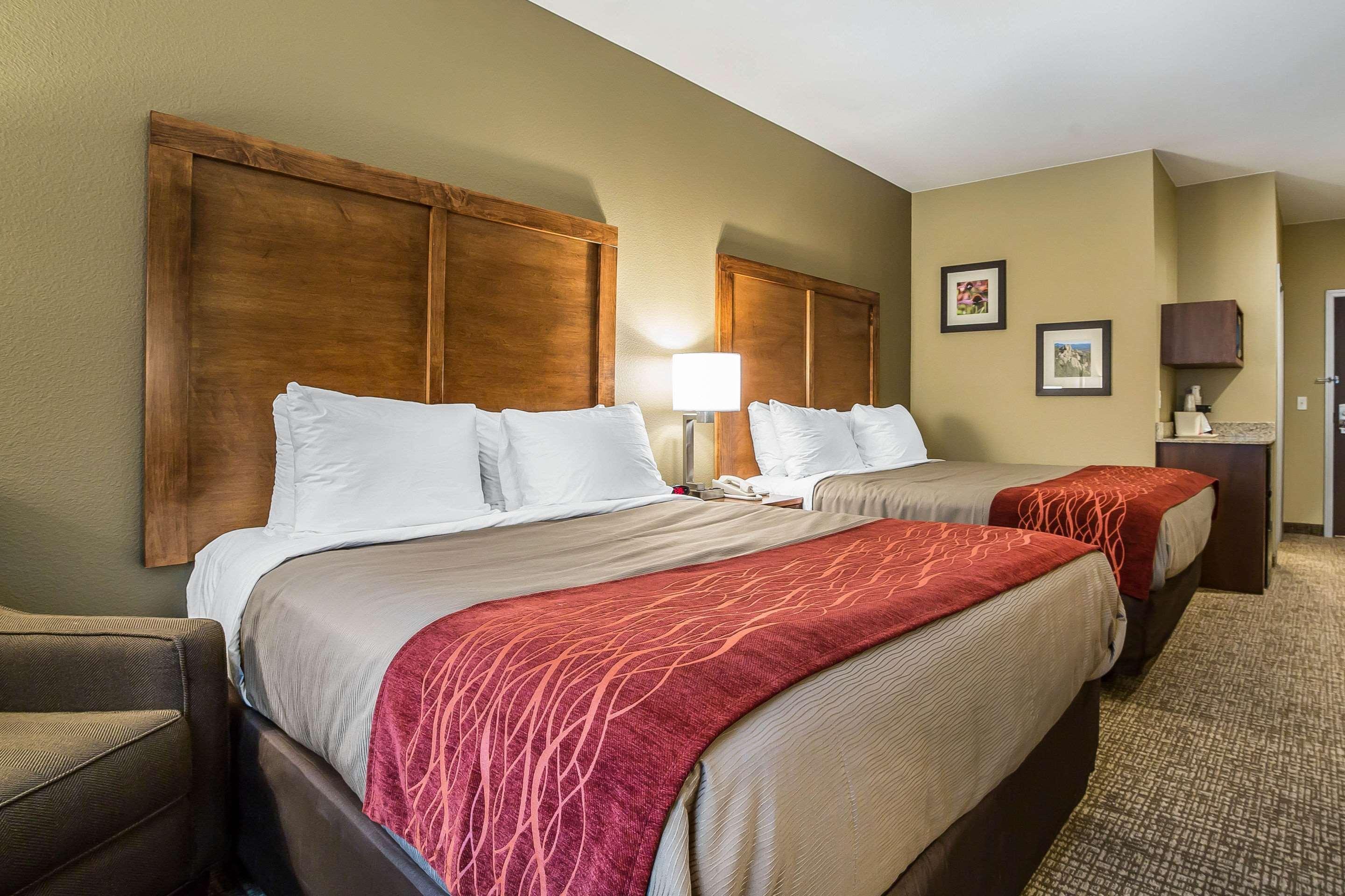 Comfort Inn & Suites Near Mt Rushmore Hill City Bagian luar foto