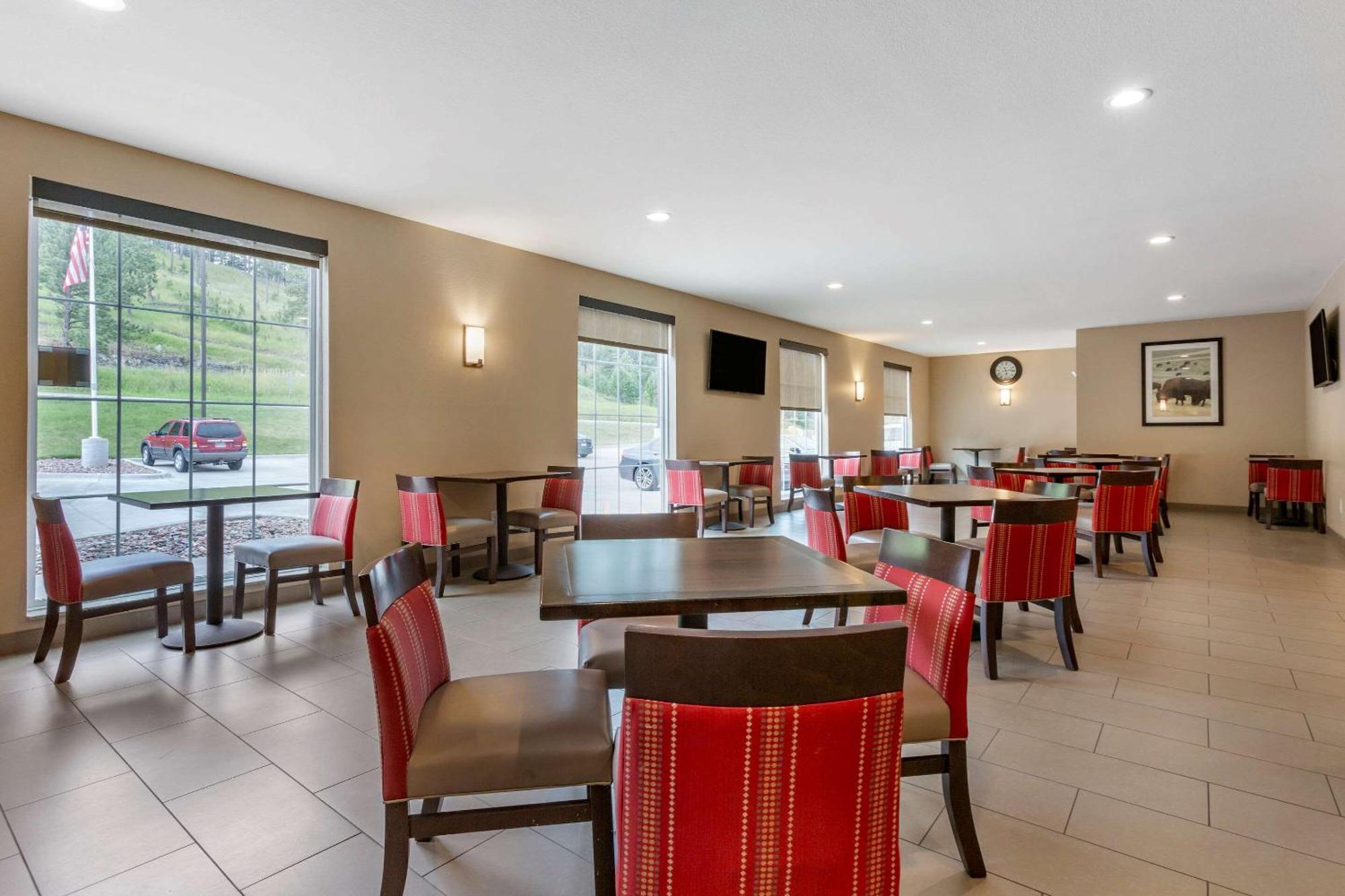 Comfort Inn & Suites Near Mt Rushmore Hill City Bagian luar foto