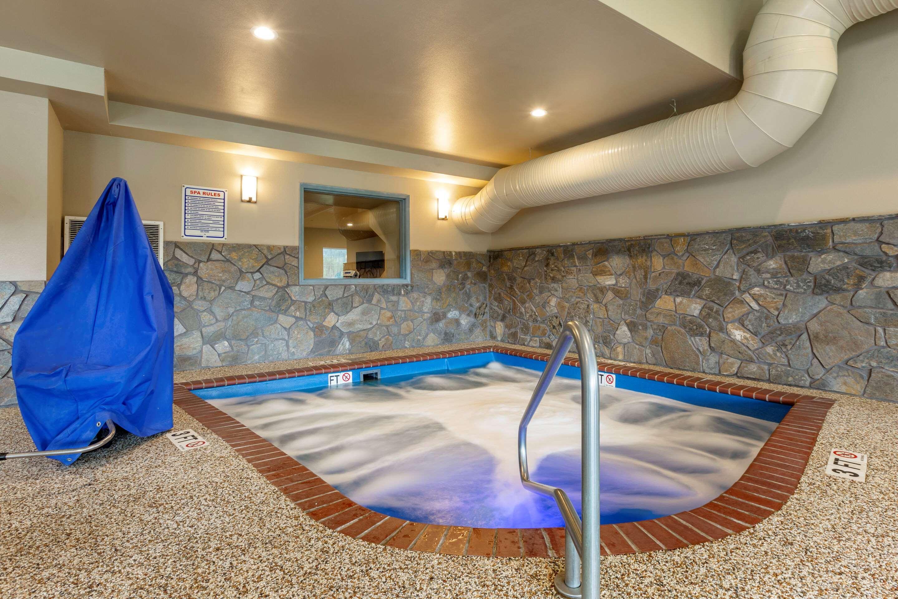 Comfort Inn & Suites Near Mt Rushmore Hill City Bagian luar foto