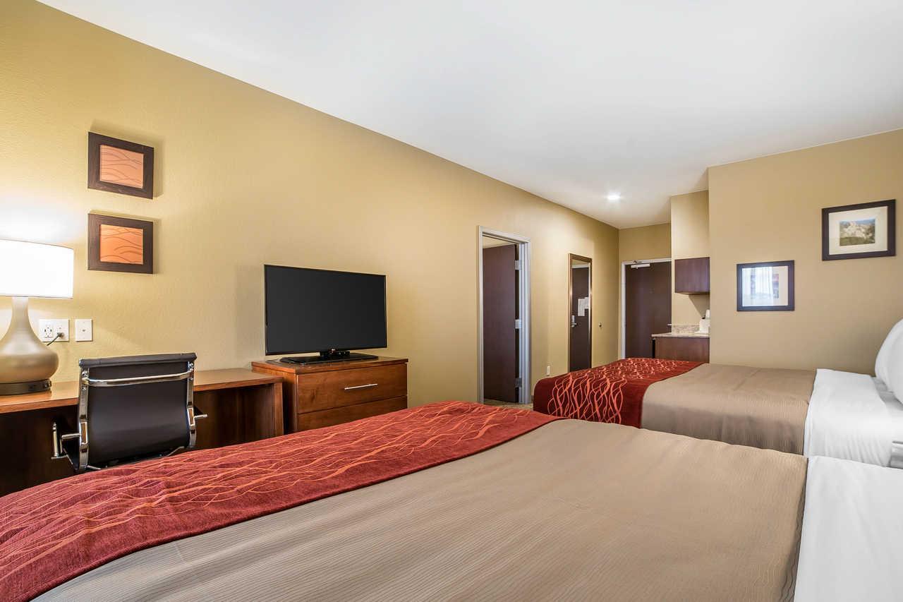 Comfort Inn & Suites Near Mt Rushmore Hill City Bagian luar foto