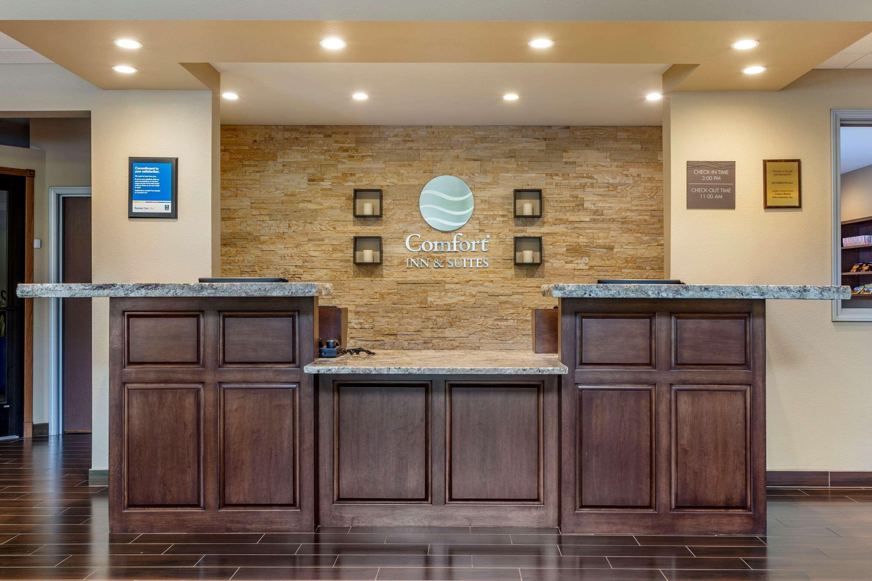 Comfort Inn & Suites Near Mt Rushmore Hill City Bagian luar foto